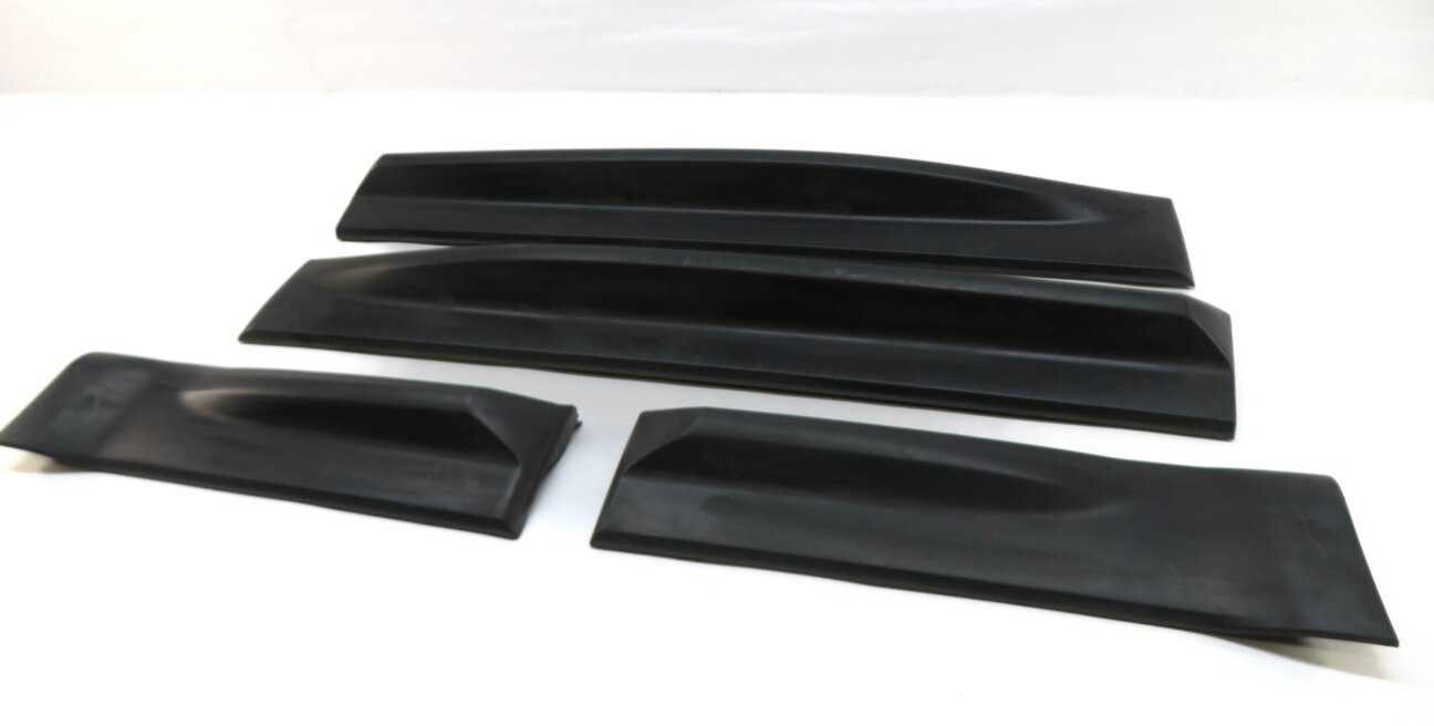 2012 RANGE ROVER SPORT L320 FRONT & REAR LOWER DOOR MOULDING TRIM SET/4 (BLACK)