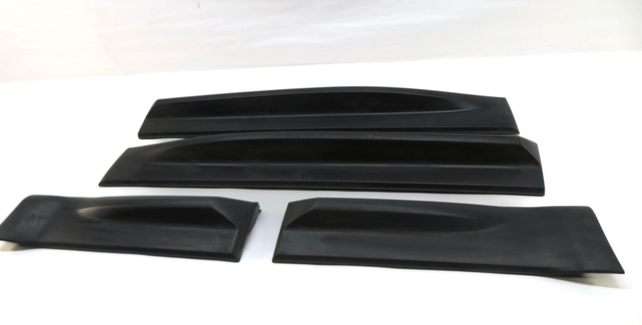 Thumbnail 12: 2012 RANGE ROVER SPORT L320 FRONT & REAR LOWER DOOR MOULDING TRIM SET/4 (BLACK)