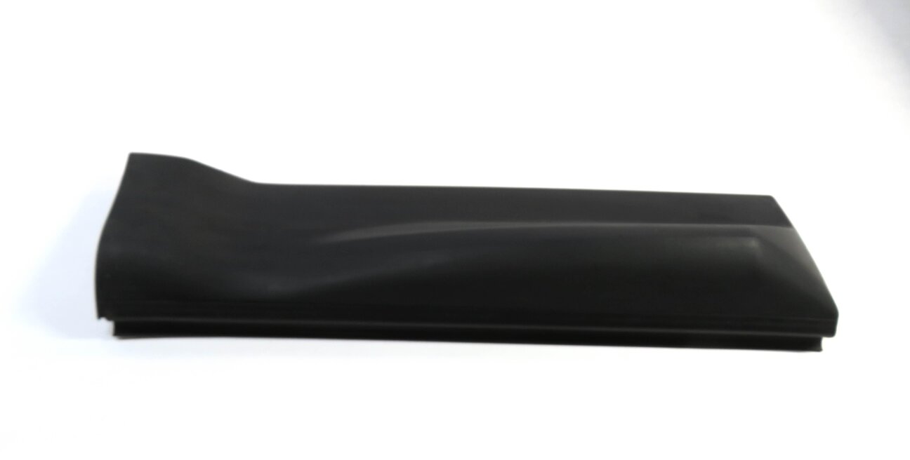 Thumbnail 3: 2012 RANGE ROVER SPORT L320 FRONT & REAR LOWER DOOR MOULDING TRIM SET/4 (BLACK)
