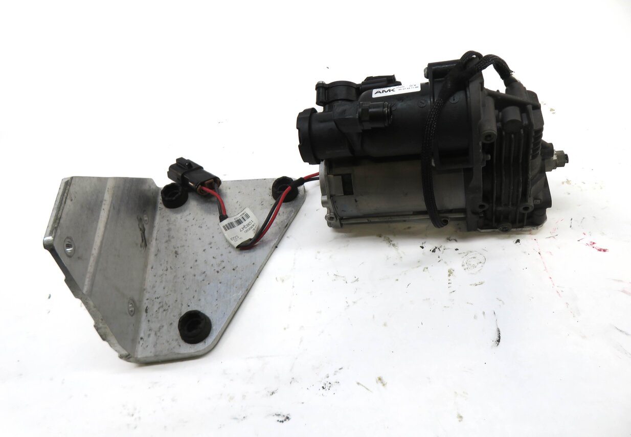 05-16 LAND ROVER LR3 LR4 / RANGE ROVER SPORT (L320) SUSPENSION COMPRESSOR (AMK)