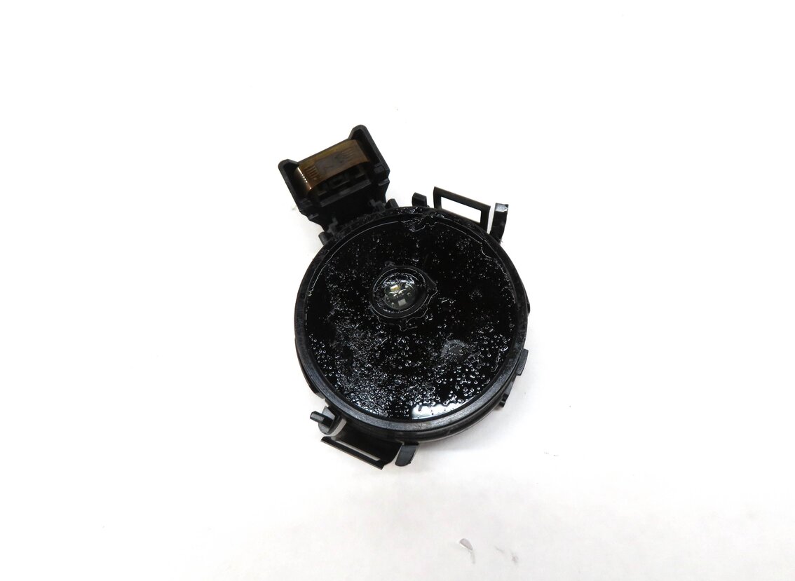 2012 BMW 740Li (F01) FRONT WINDSHIELD MOUNTED RAIN LIGHT SOLAR SENSOR 9254025