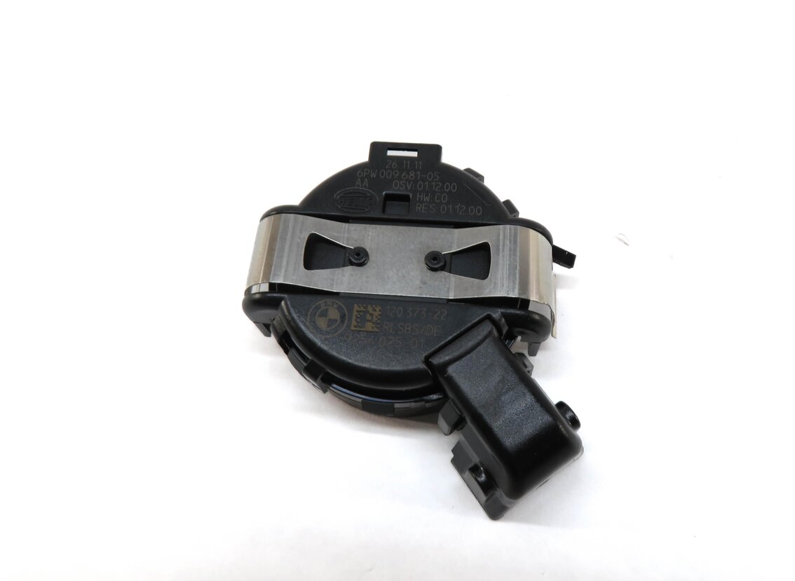 Thumbnail 2: 2012 BMW 740Li (F01) FRONT WINDSHIELD MOUNTED RAIN LIGHT SOLAR SENSOR 9254025