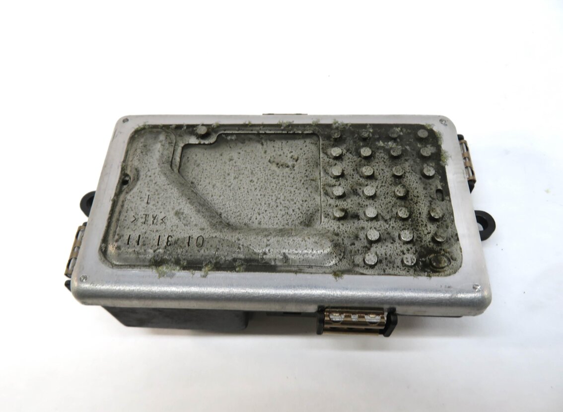 Thumbnail 2: 2012 BMW 740Li (F01) FRONT HVAC A/C HEATER BLOWER MOTOR RESISTOR 64119226780