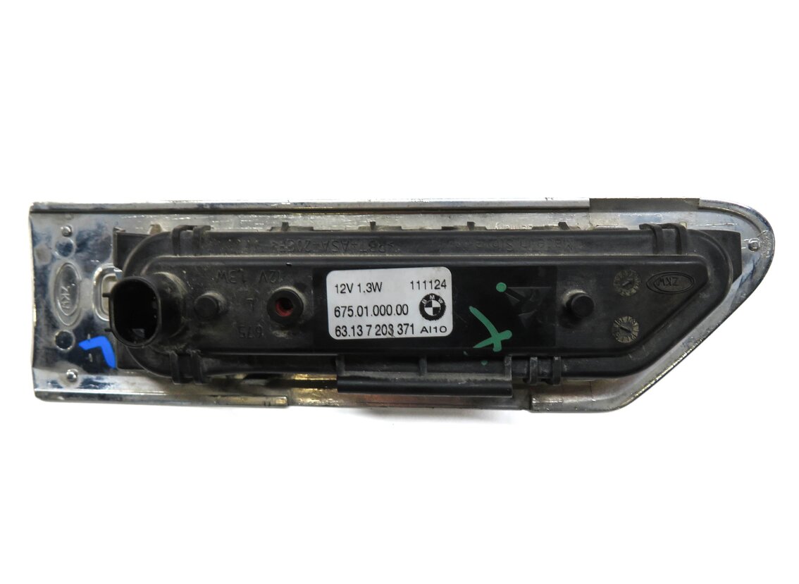 Thumbnail 3: 2009-2012 BMW 740i 750i 760i B7 (F01 F02) LEFT FENDER SIGNAL MARKER LIGHT LAMP