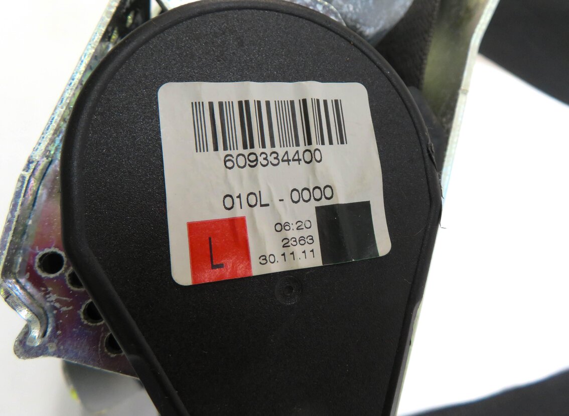 Thumbnail 4: 2009-2012 BMW 740i 750i 760i B7 (F01) LEFT DRIVER SEATBELT RETRACTOR (BLACK)