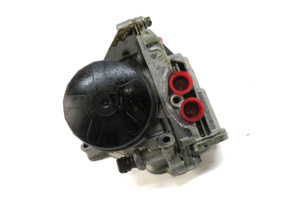 2012 BMW 740Li (F01) 3.0T 3.0L N54 TURBO ENGINE OIL FILTER HOUSING w/ CAP