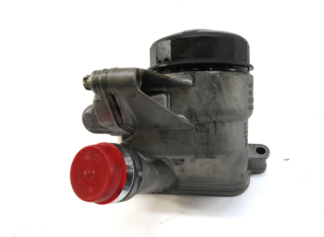 Thumbnail 4: 2012 BMW 740Li (F01) 3.0T 3.0L N54 TURBO ENGINE OIL FILTER HOUSING w/ CAP