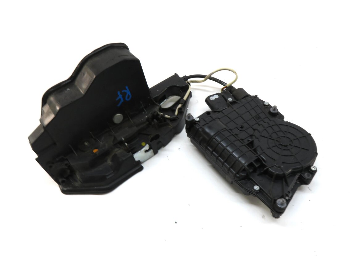 10-16 BMW 528i 535i 550i 750i 760i (F01 F10) RIGHT FRONT SOFT CLOSE DOOR LATCH