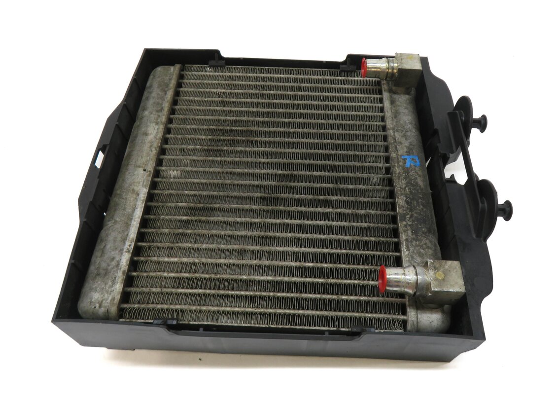 Thumbnail 3: 2010-2019 BMW 535i 550i 640i 740i 750i 760i (F01 F06 F07 F10) ENGINE OIL COOLER