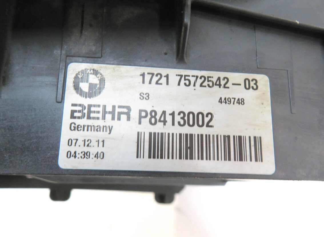 Thumbnail 5: 2010-2019 BMW 535i 550i 640i 740i 750i 760i (F01 F06 F07 F10) ENGINE OIL COOLER