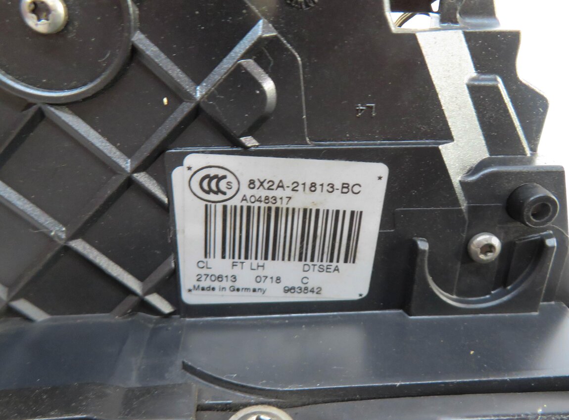 Thumbnail 4: 07-19 LAND ROVER LR2 LR3 LR4 RANGE ROVER SPORT EVOQUE - LEFT FRONT DOOR LATCH