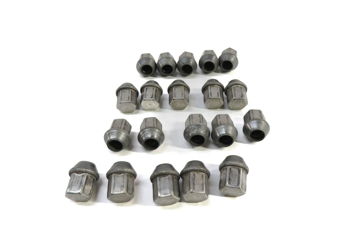 Thumbnail 2: 2008-2020 LAND ROVER LR2 DISCOVERY SPORT RANGE ROVER EVOQUE VALAR LUG NUT SET/20