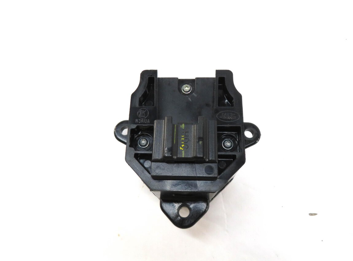 Thumbnail 4: 2013 RANGE ROVER EVOQUE (L538) HILL DESCENT TRACTION CONTROL SWITCH BUTTON