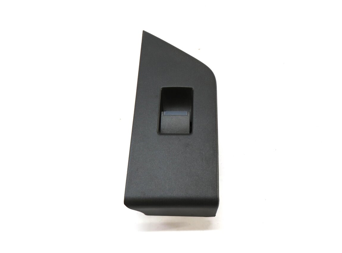 Thumbnail 2: 2013 RANGE ROVER EVOQUE (L538) RIGHT REAR DOOR WINDOW SWITCH w/ TRIM