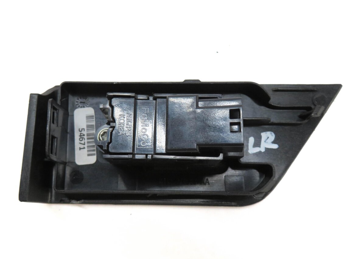 Thumbnail 4: 2013 RANGE ROVER EVOQUE (L538) LEFT REAR DOOR WINDOW SWITCH w/ TRIM