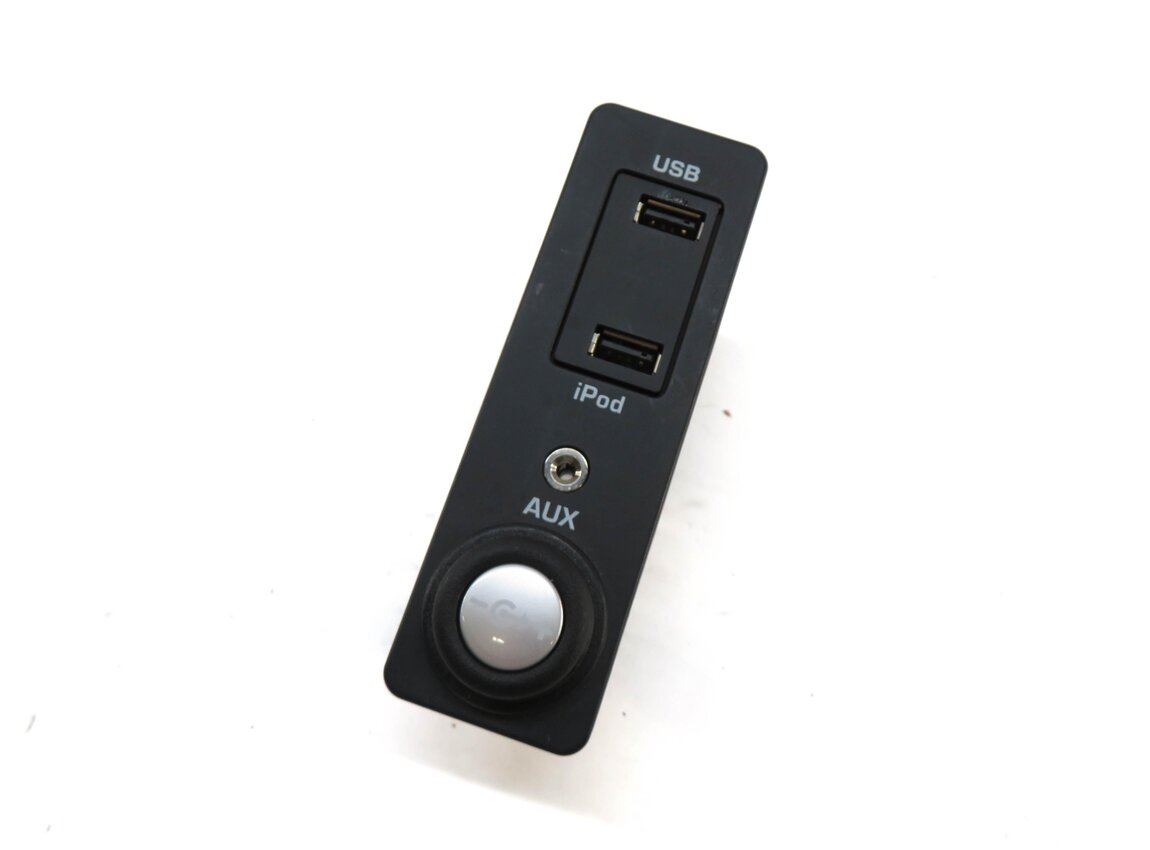Thumbnail 1: 2013 RANGE ROVER EVOQUE (L538) RADIO STEREO USB iPOD AUXILIARY AUDIO INPUT JACK
