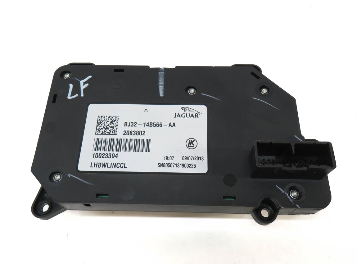 Thumbnail 4: 2013 RANGE ROVER EVOQUE (L538) LEFT FRONT DRIVER SEAT ADJUSTMENT SWITCH