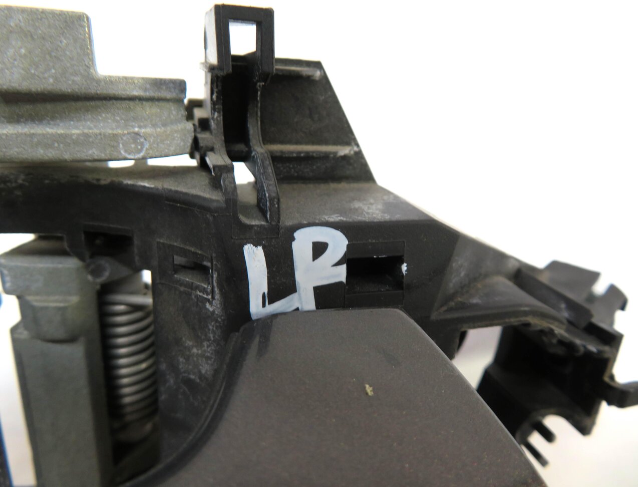 Thumbnail 6: 12-19 RANGE ROVER SPORT EVOQUE (L405 L494 L538) LEFT REAR DOOR HANDLE (HAVANNA)
