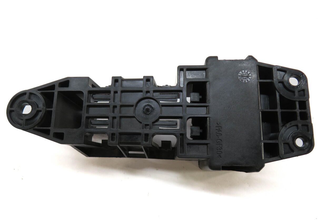 Thumbnail 4: 2013 RANGE ROVER EVOQUE (L538) AUXILIARY BATTERY MODULE HOUSING BRACKET