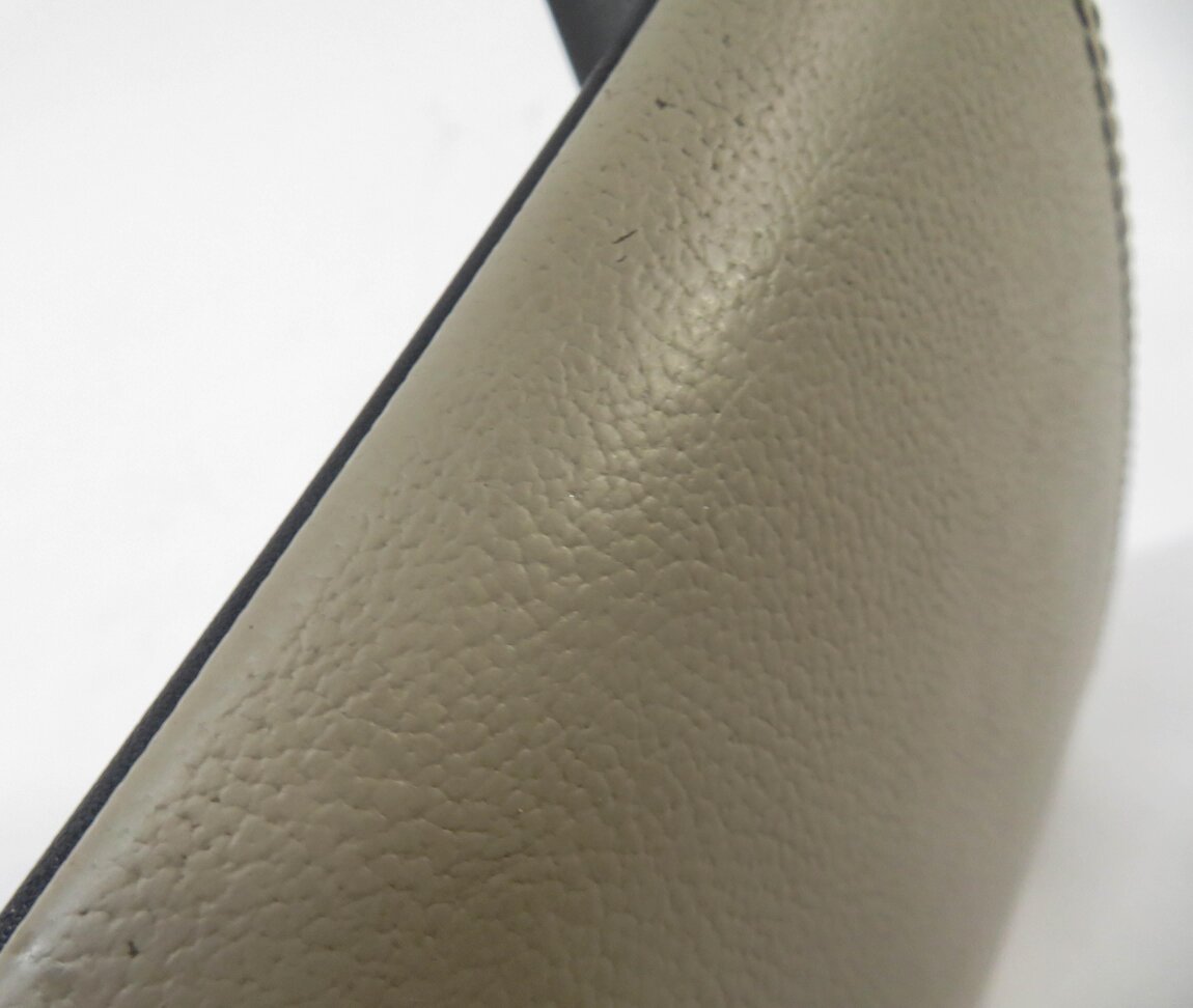 Thumbnail 5: 2012-2015 RANGE ROVER EVOQUE (L538) FRONT CENTER CONSOLE ARMREST LID (ALMOND)