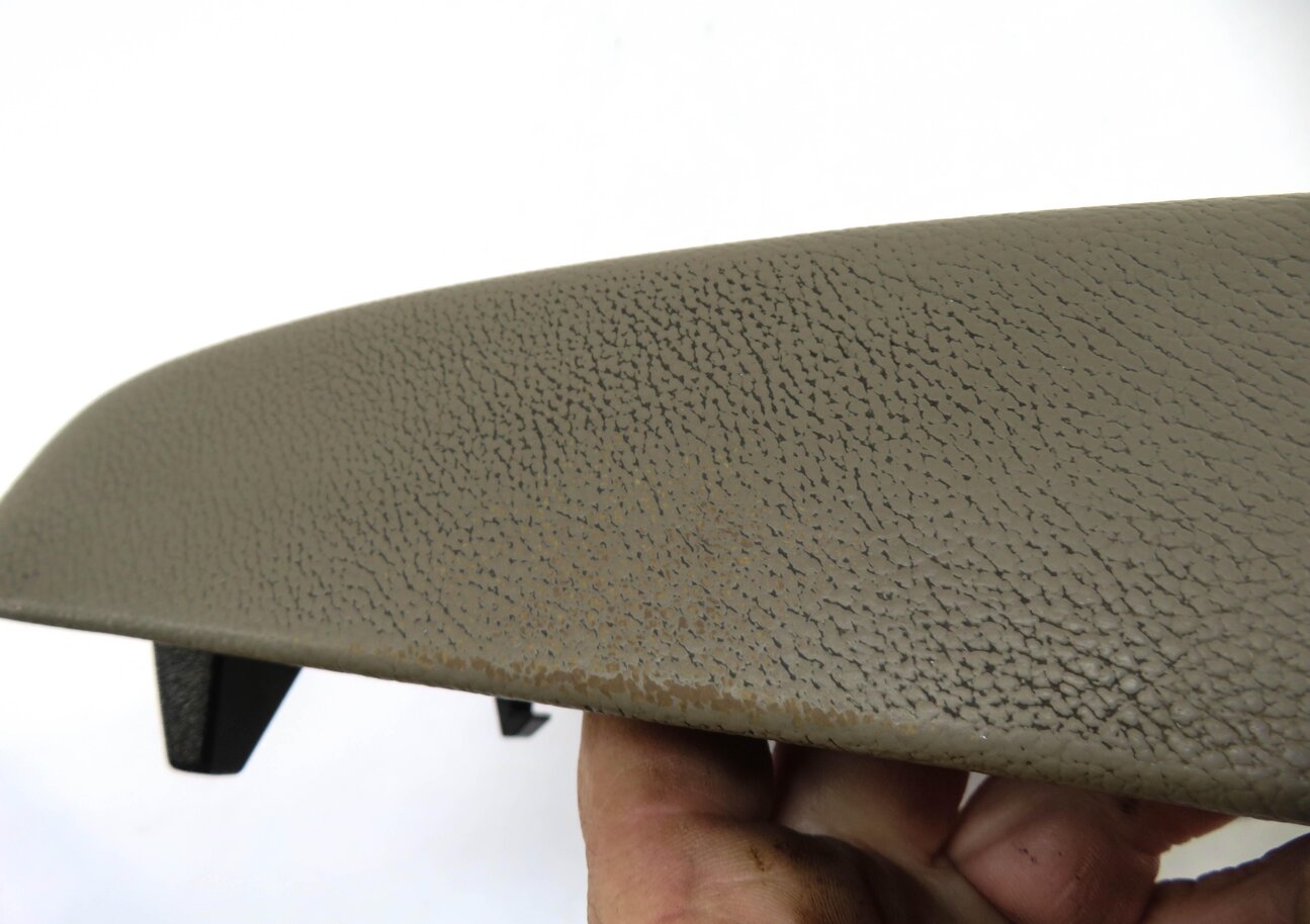 Thumbnail 6: 2012-2015 RANGE ROVER EVOQUE (L538) FRONT CENTER CONSOLE ARMREST LID (ALMOND)