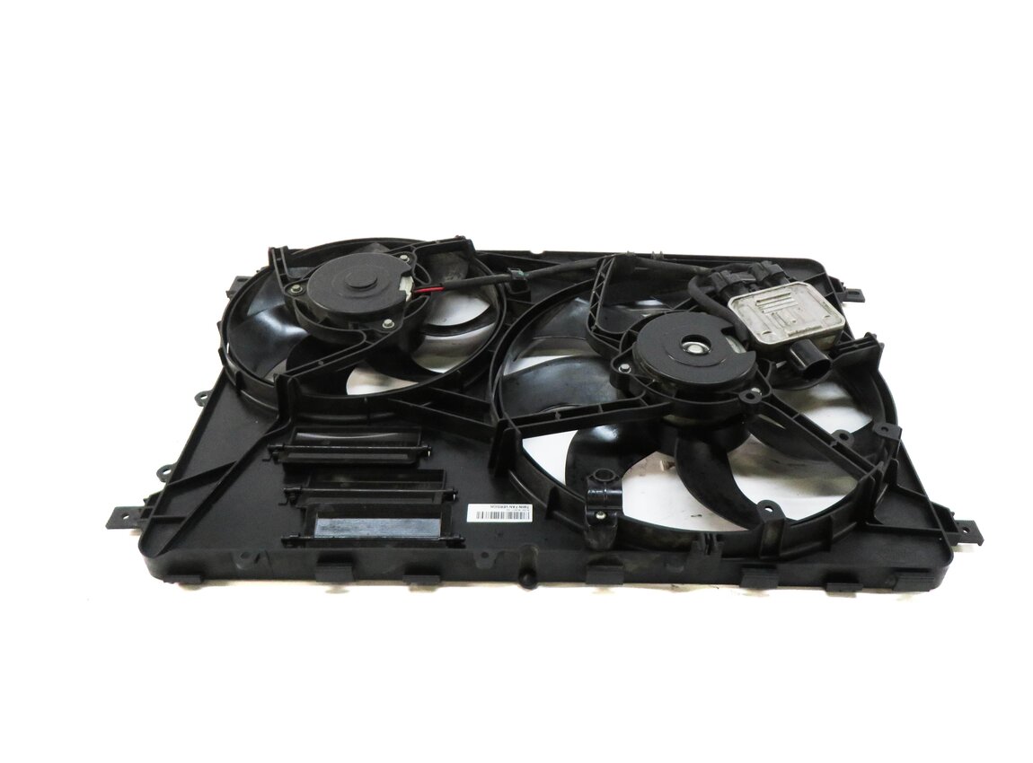 Thumbnail 4: 12-17 LR2 DISCOVERY SPORT RANGE ROVER EVOQUE (L538 L550) RADIATOR COOLING FAN