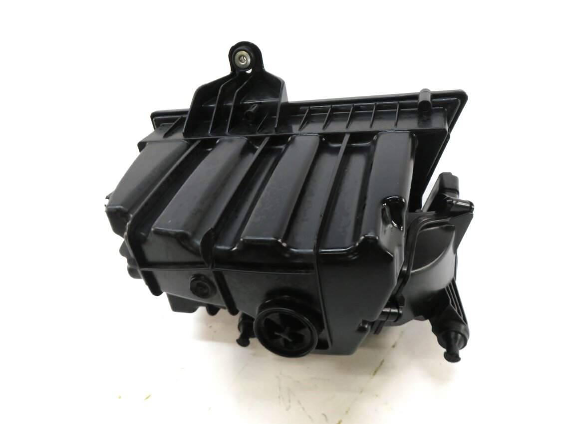 Thumbnail 5: 2012-2013 RANGE ROVER EVOQUE (L538) AIR FILTER BOX AIR CLEANER HOUSING