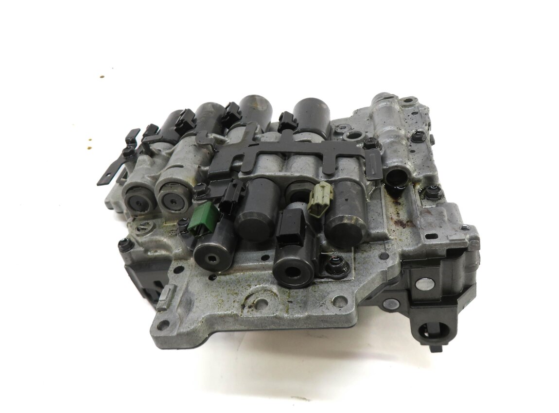 Thumbnail 2: 2012-2015 LAND ROVER LR2 - RANGE ROVER EVOQUE (L538) TRANSMISSION VALVE BODY