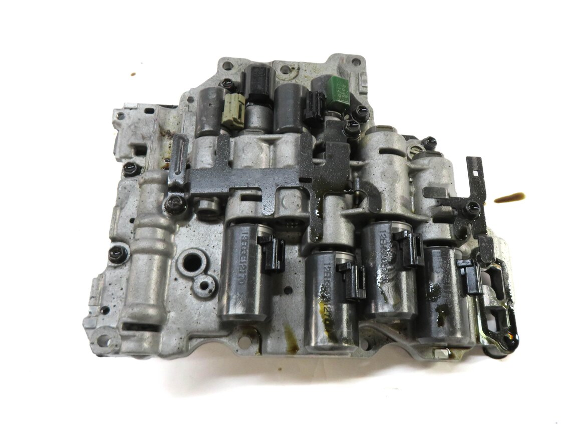 Thumbnail 3: 2012-2015 LAND ROVER LR2 - RANGE ROVER EVOQUE (L538) TRANSMISSION VALVE BODY