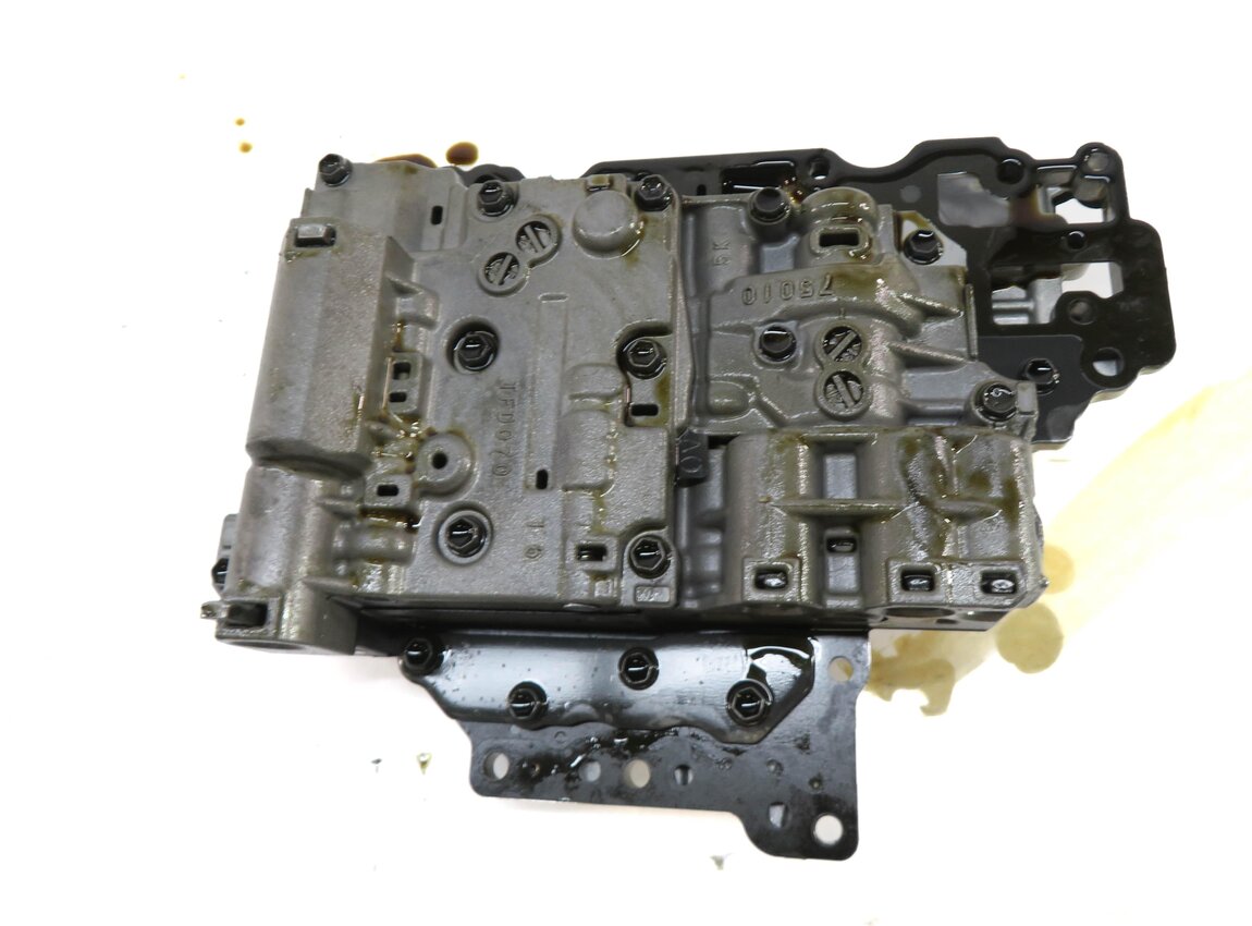 Thumbnail 4: 2012-2015 LAND ROVER LR2 - RANGE ROVER EVOQUE (L538) TRANSMISSION VALVE BODY