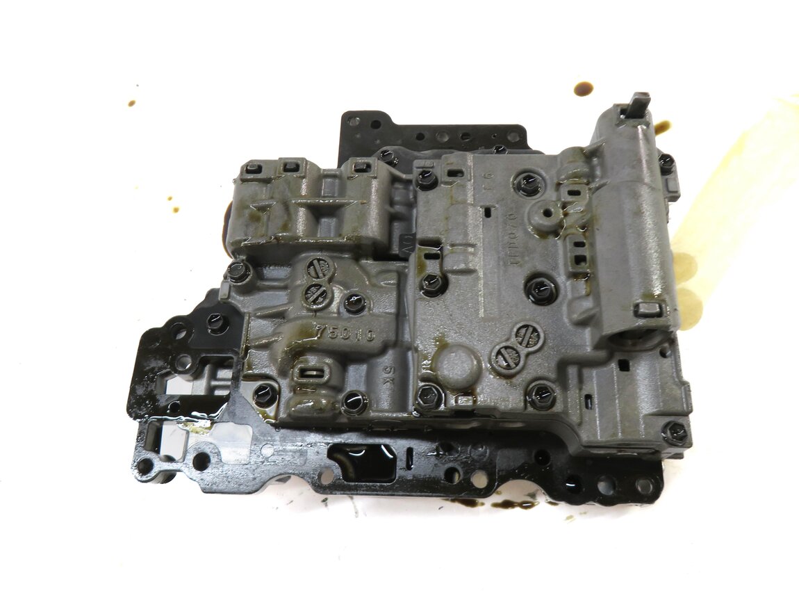 Thumbnail 5: 2012-2015 LAND ROVER LR2 - RANGE ROVER EVOQUE (L538) TRANSMISSION VALVE BODY