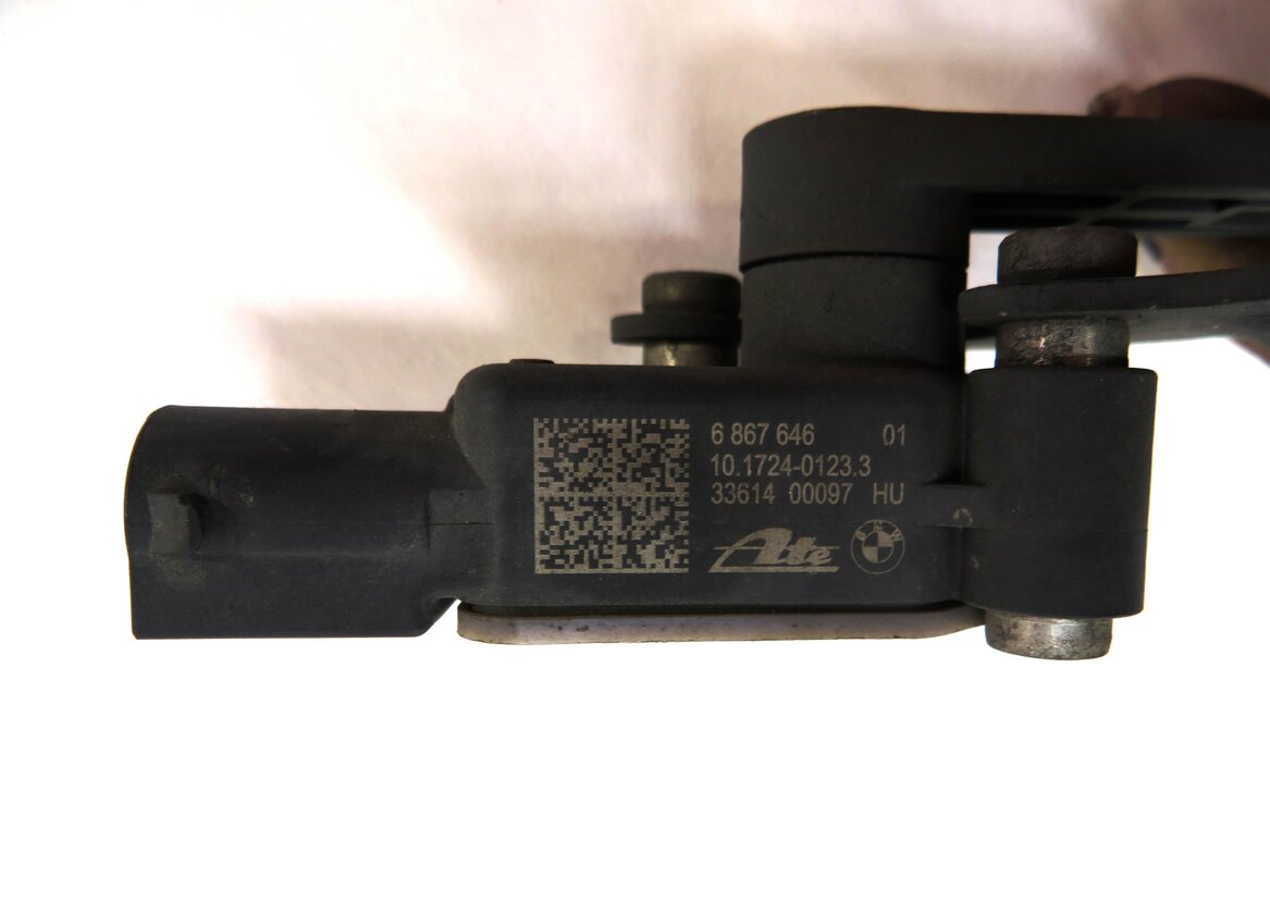Thumbnail 5: 2015 BMW X5 (F15) LEFT FRONT DRIVER SUSPENSION HEIGHT LEVEL SENSOR