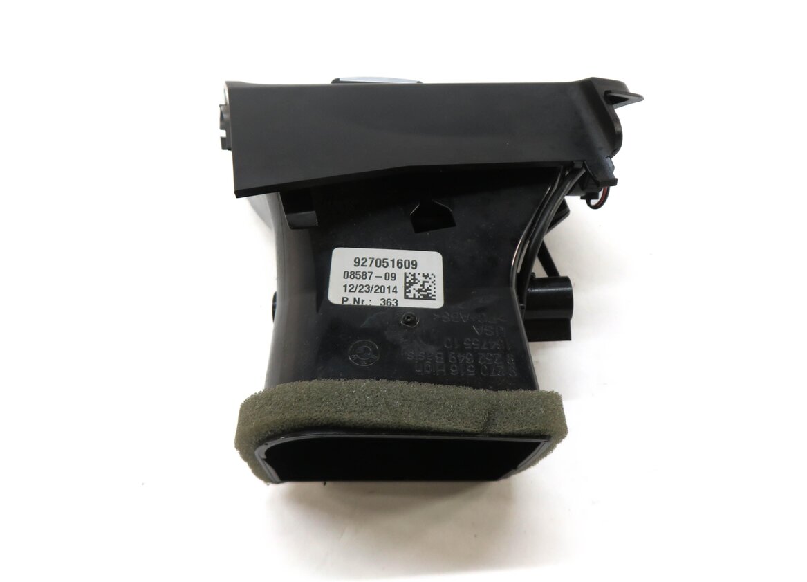 Thumbnail 3: 2015 BMW X5 (F15) LEFT FRONT DRIVER OUTER DASH HEATER A/C AIR VENT