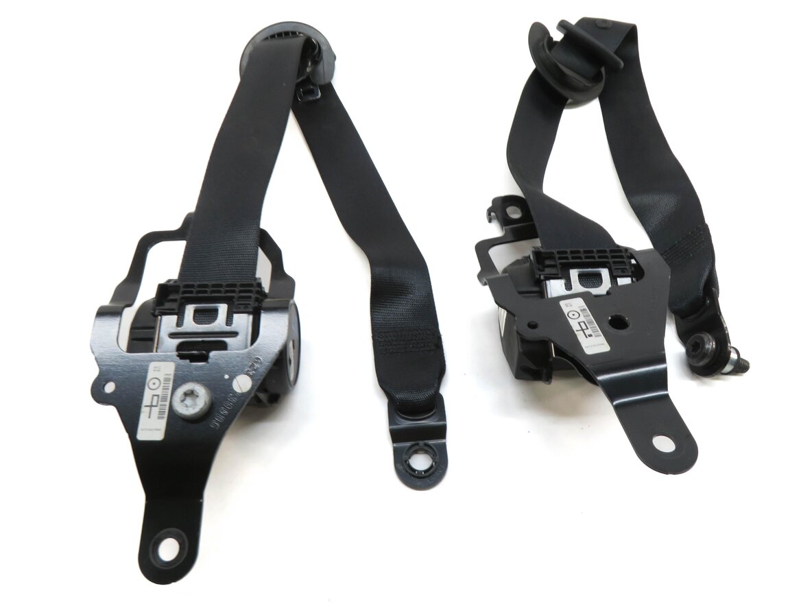Thumbnail 3: 2015 BMW X5 (F15) LEFT & RIGHT REAR 2nd ROW SEAT SEATBELT RETRACTOR SET (BLACK)