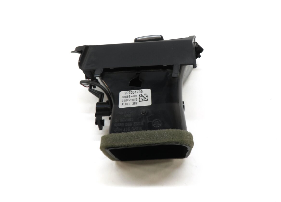 Thumbnail 3: 2015 BMW X5 (F15) RIGHT FRONT PASSENGER OUTER DASH HEATER A/C AIR VENT