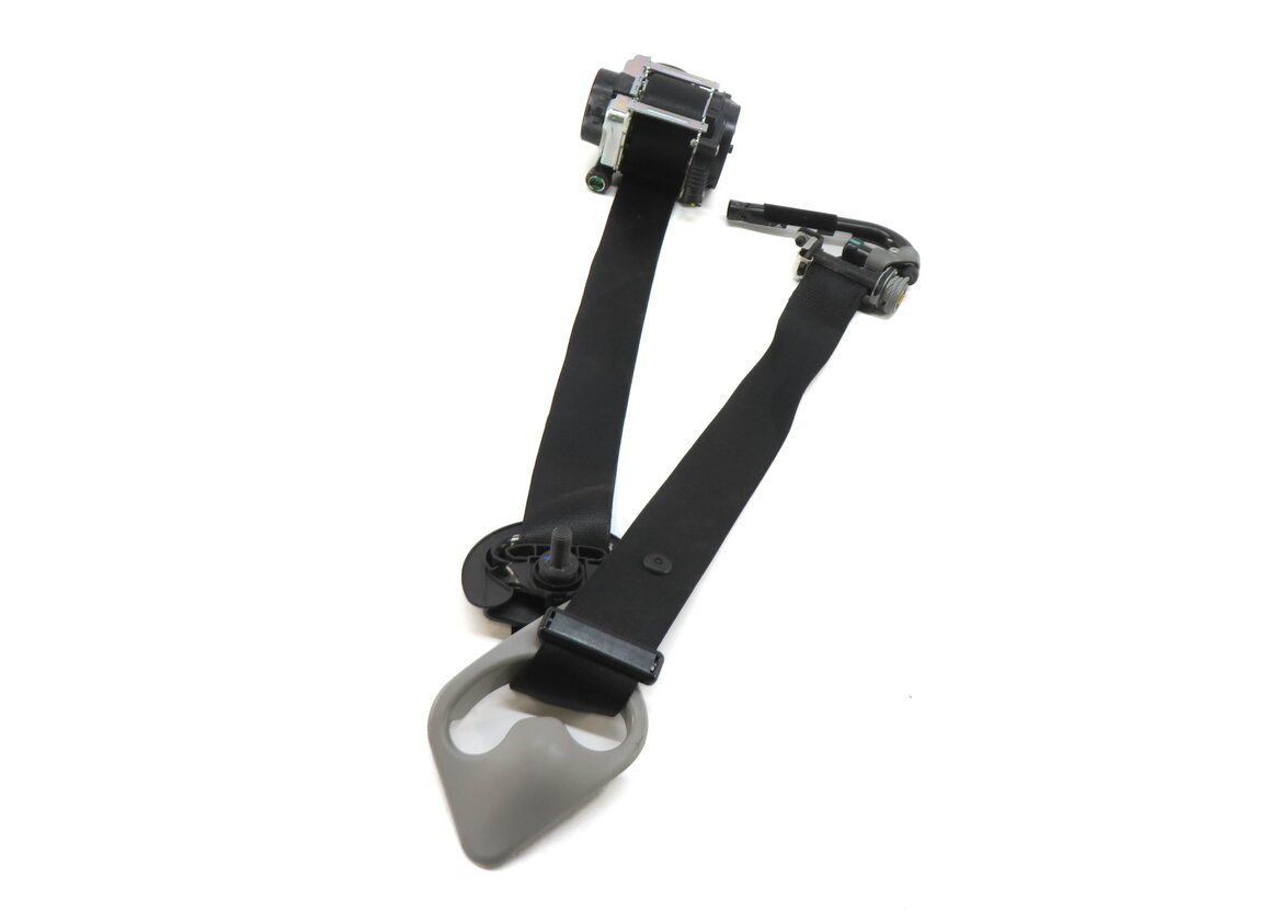 2014-2019 BMW X5 X6 (F15 F16) RIGHT FRONT PASSENGER SEATBELT RETRACTOR (BLACK)