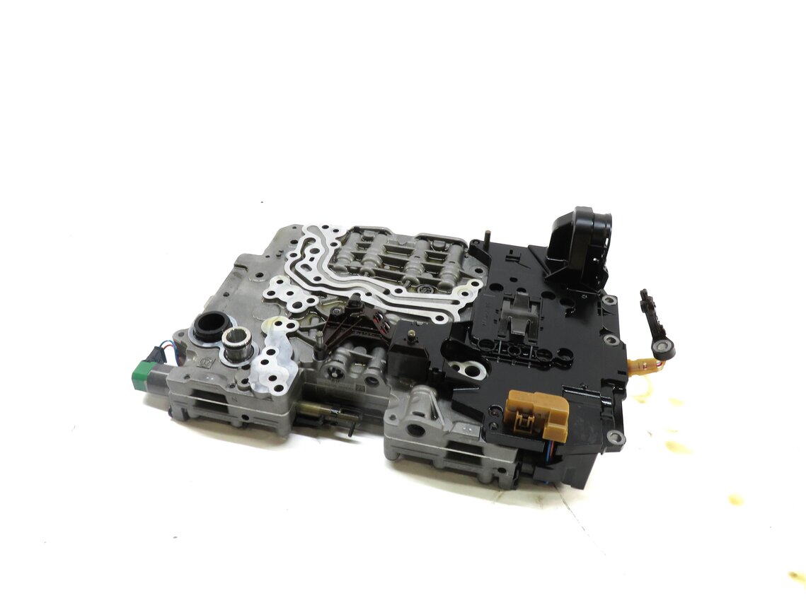 11-13 BMW X5 X6 (E70 E71) 3.0L TURBO 8HP-45 AUTOMATIC TRANSMISSION VALVE BODY
