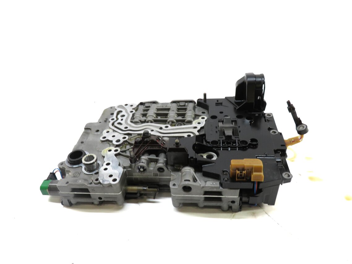 Thumbnail 2: 11-13 BMW X5 X6 (E70 E71) 3.0L TURBO 8HP-45 AUTOMATIC TRANSMISSION VALVE BODY