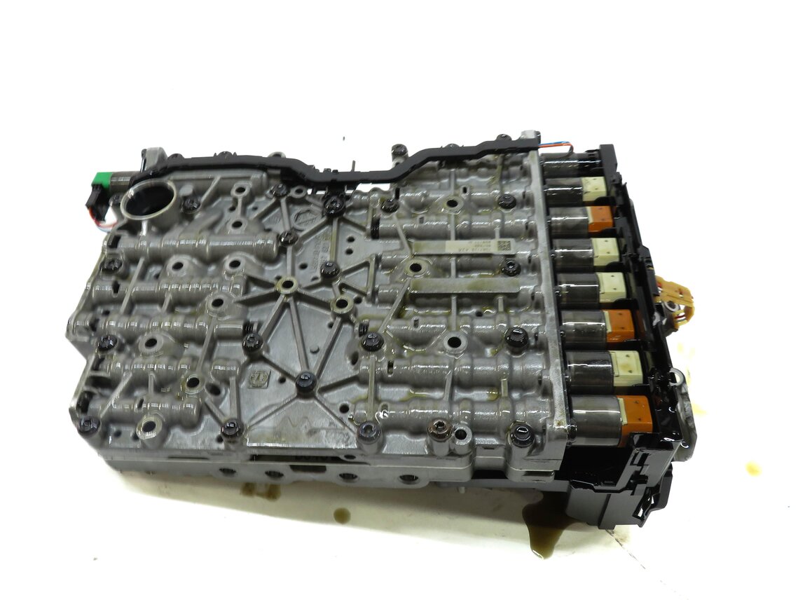 Thumbnail 5: 11-13 BMW X5 X6 (E70 E71) 3.0L TURBO 8HP-45 AUTOMATIC TRANSMISSION VALVE BODY