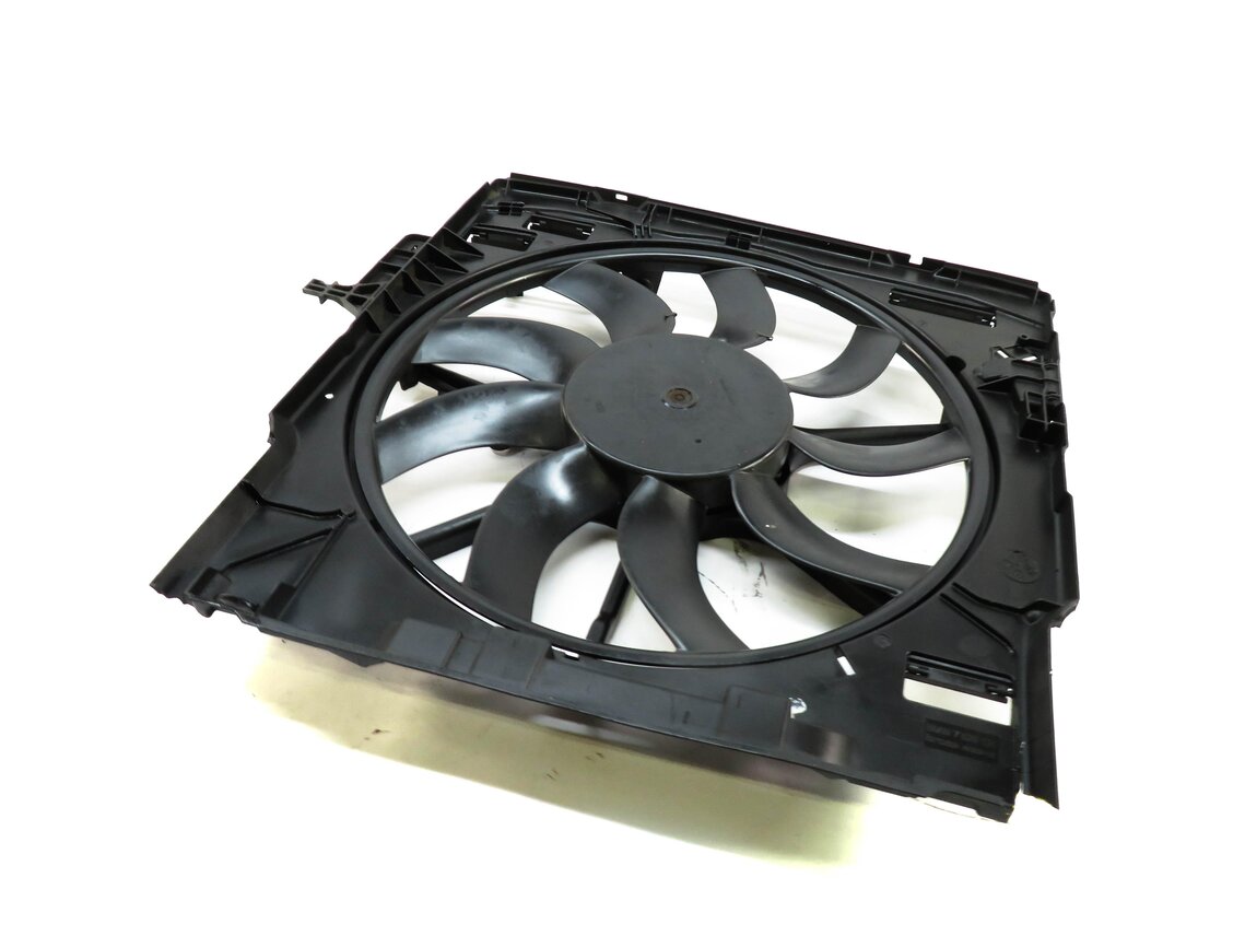 2009-2014 BMW X5 X6 (E70 E71) 3.0L N55 TURBO / 3.0L DIESEL COOLING FAN 850 WATT