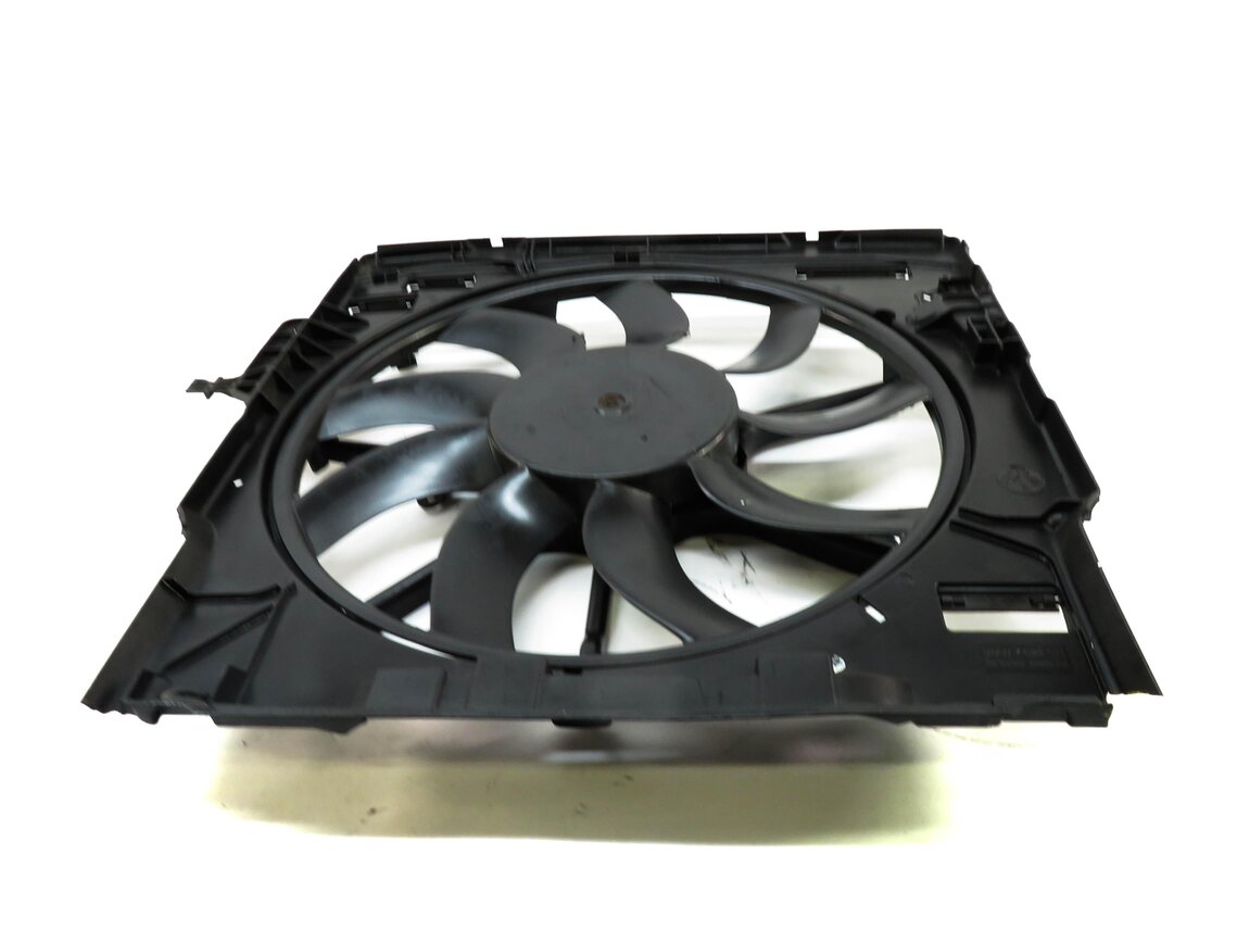 Thumbnail 2: 2009-2014 BMW X5 X6 (E70 E71) 3.0L N55 TURBO / 3.0L DIESEL COOLING FAN 850 WATT