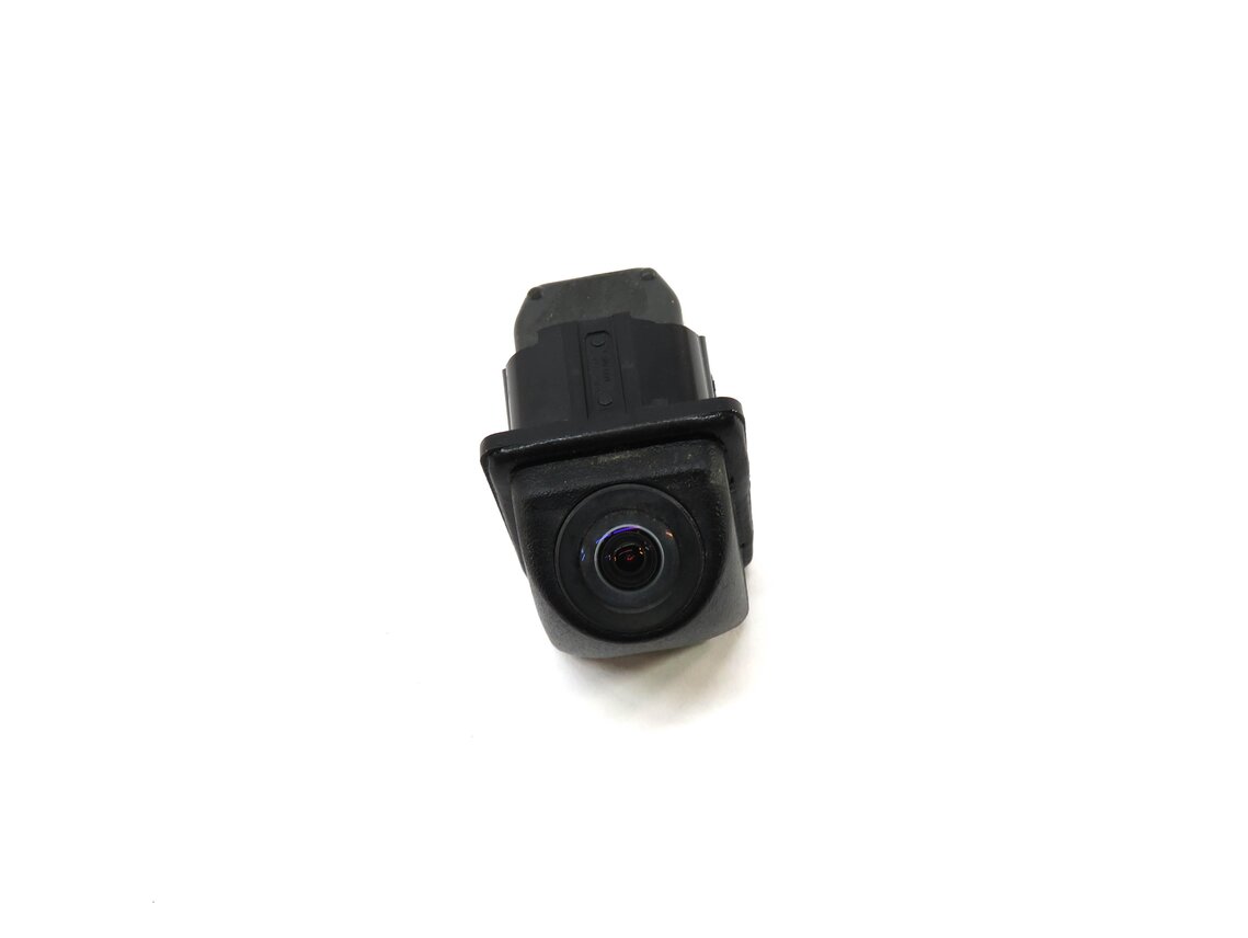 09-18 BMW 2 3 4 5 7 M5 X3 X5 X6 (F01 F07 F10 F15 F16 F30 F32) REARVIEW CAMERA