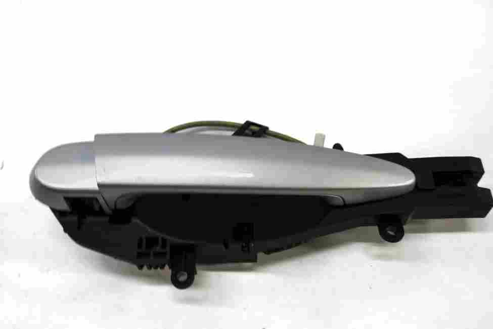 Thumbnail 2: 08-14 BMW X5 X5M X6 X6M (E70 E71) RIGHT FRONT COMFORT ACCESS DOOR HANDLE SILVER