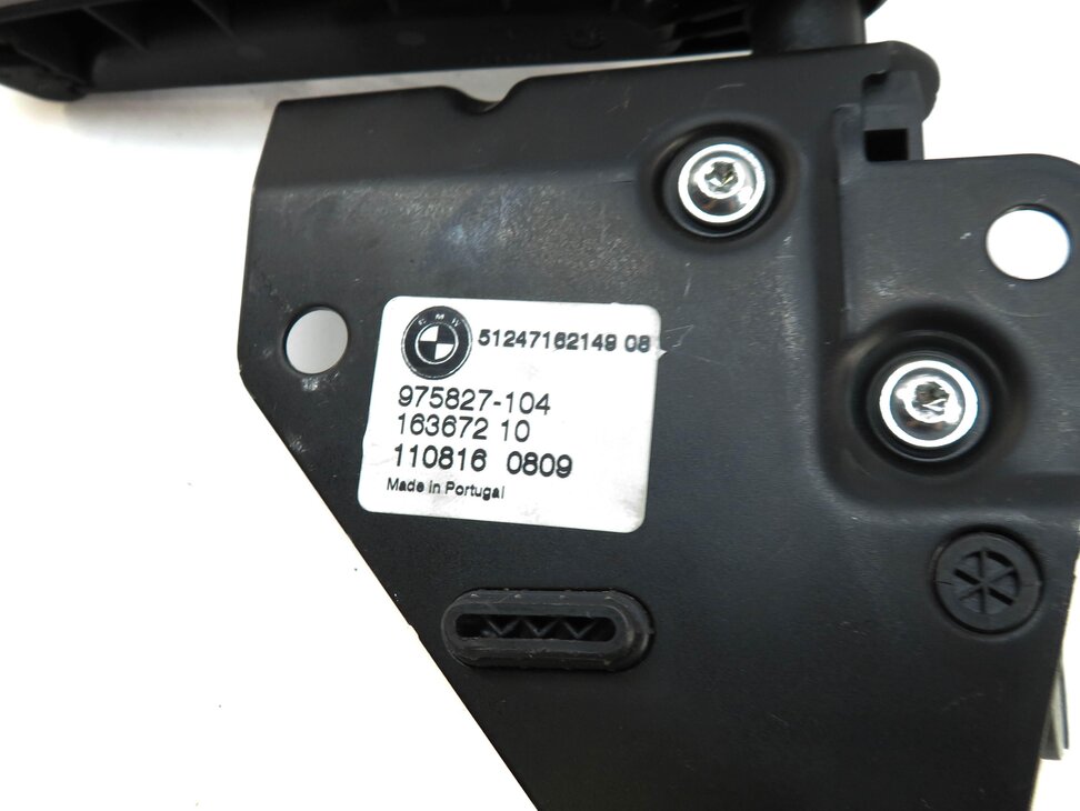 Thumbnail 5: 2012 BMW X5 (E70) REAR LOWER HATCH TAILGATE LOCK LATCH ACTUATOR SET w/ RELEASE