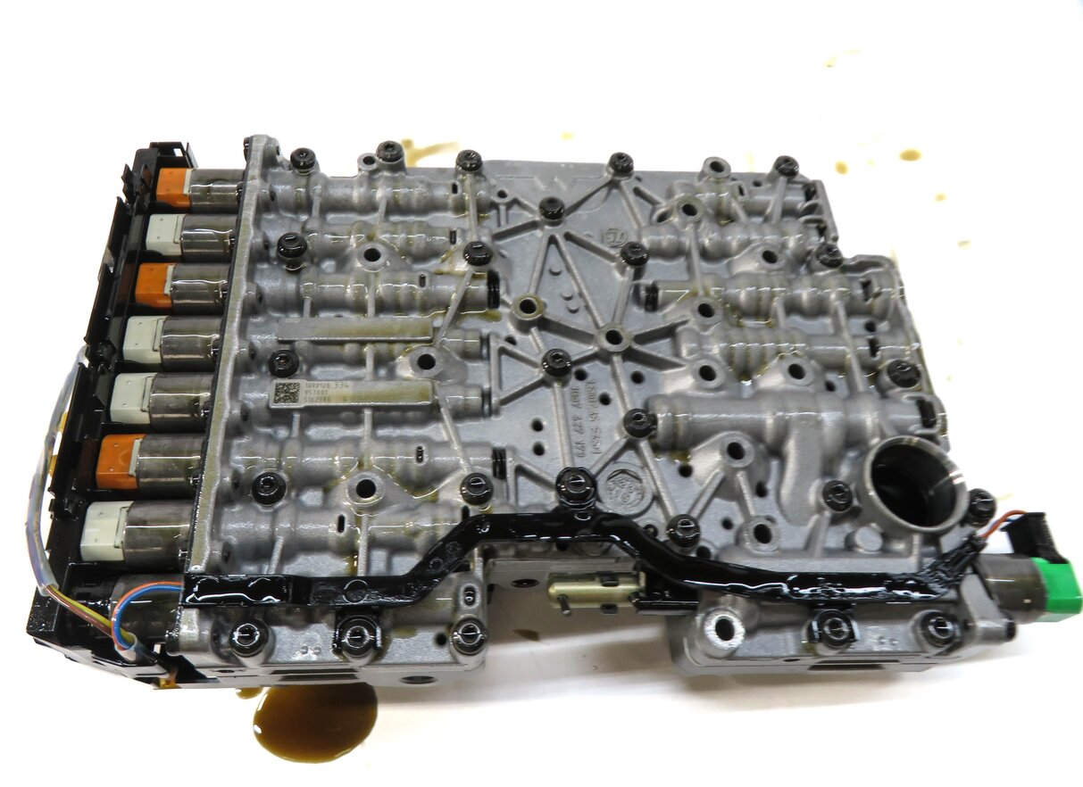 Thumbnail 5: 14-18 BMW 335i 435i 535i 535iGT X5 (F07 F10 F15 F30 F32) 3.0L RWD A/T VALVE BODY