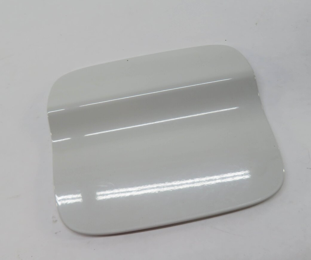 2014-2018 BMW X5 (F15) FUEL TANK FILLER DOOR COVER LID TRIM (ALPINE WHITE 300)