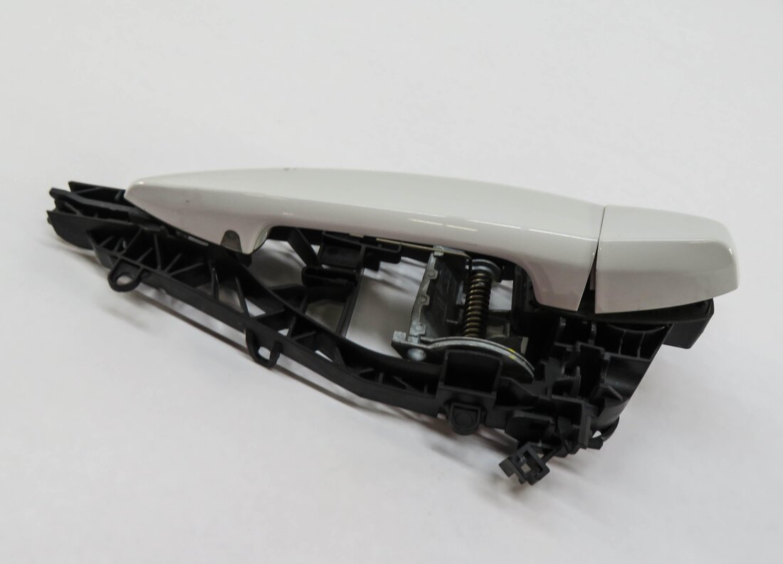 2014-2021 BMW X5 X6 (F15 F16) LEFT REAR EXTERIOR DOOR HANDLE (ALPINE WHITE 300)