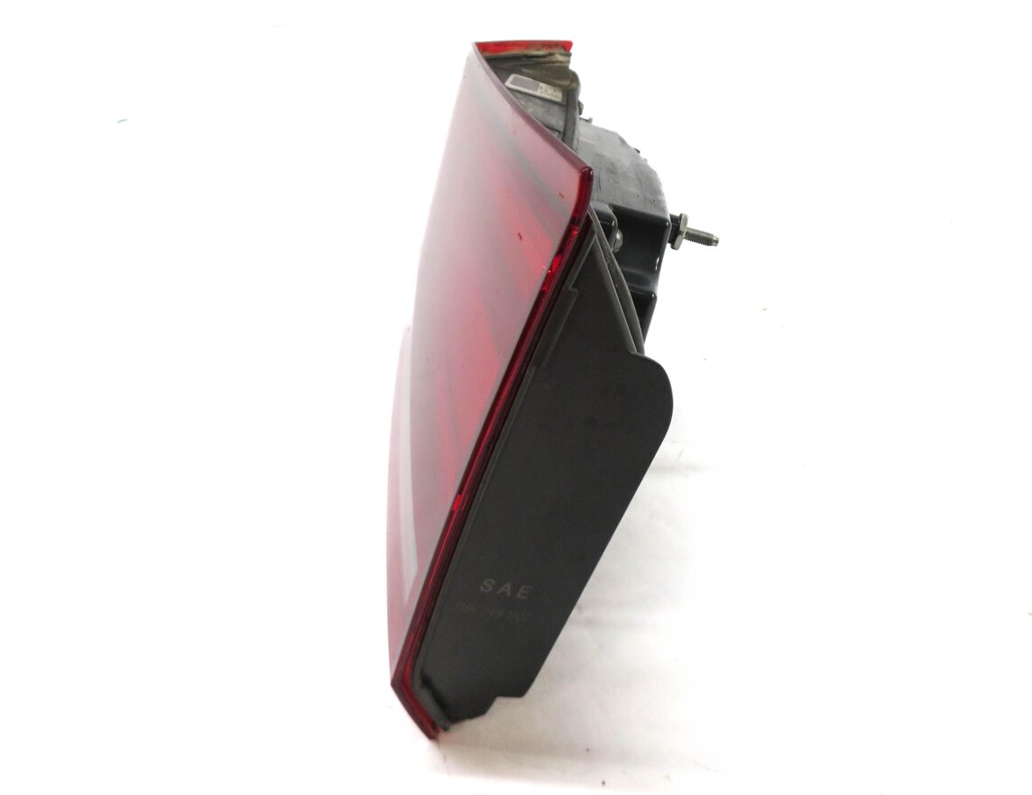 Thumbnail 4: 14-18 BMW X5 X5M ///M (F15 F85) RIGHT PASSENGER REAR INNER TAILLIGHT LIGHT LAMP