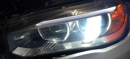 Thumbnail 2: 2014-2019 BMW X5 X6 X5M X6M (F15 F16 F85 F86) LEFT XENON HID ADAPTIVE HEADLIGHT