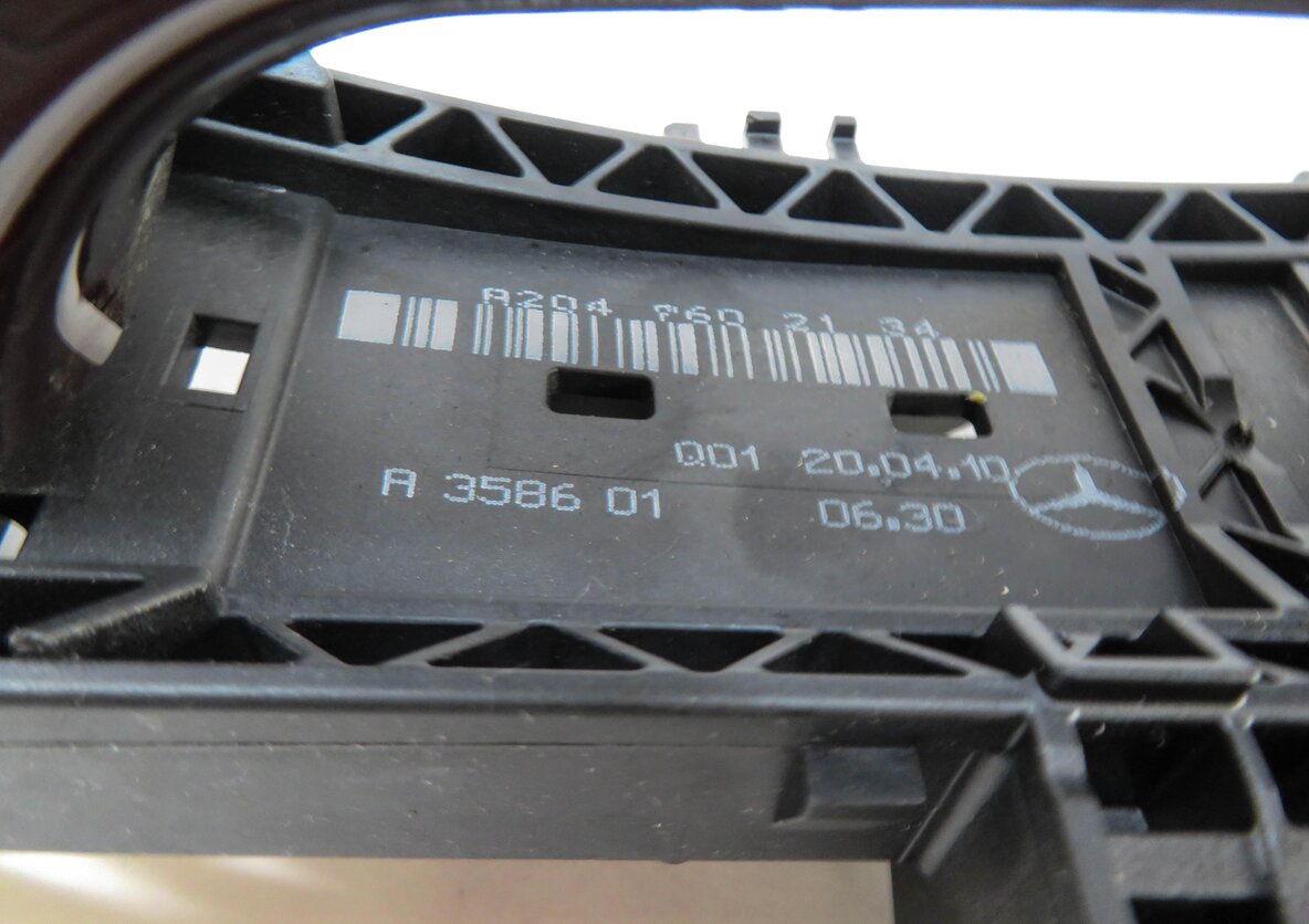Thumbnail 5: 08-17 MERCEDES C E GL GLK ML (W204 W212 W166 X166) LEFT REAR DOOR HANDLE (BROWN)